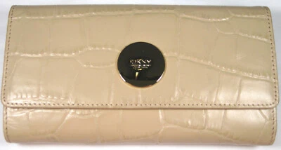 Cartera sin asas DKNY de cuero de cocodrilo genuino triple pliegue desnuda precio de venta sugerido por el fabricante $95 Foto 1 de 2
