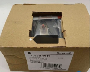 NEW in box original Honeywell Controller L4079B1041 L4079B 1041 - Picture 1 of 2