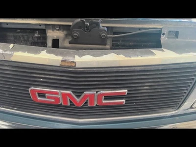 Used Front Grille fits: 1990 Gmc 1500 PICKUP GMC composite headlamps chrome Fron - Image 1 of 4