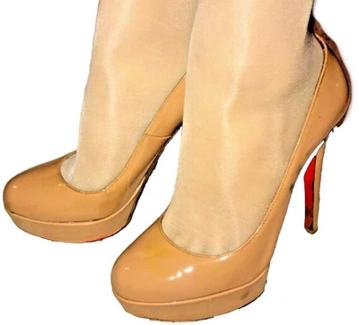 Zapatos de salón Christian Louboutin Bianca charol talla 36,5 Foto 1 de 4