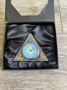 Mini orologio da scrivania triangolo massonico regalo massonico - simboli fronte e retro - Foto 1 di 6