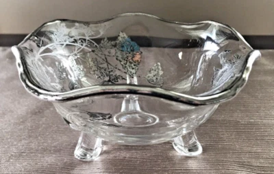 Superposición de plata esterlina 3 patas 6" cuenco Flandes diseño amapola plata ciudad de colección Foto 1 de 4