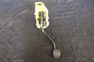 BMW M5 2013 13 sedán F10 OEM pedal de freno #1148 Foto 1 de 4