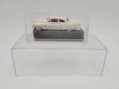 PRALINE 1:87 CADDY 54 LUXUS LIMOUSINE - Immagine 1 di 3