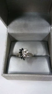 Ring Sterlingsilber Größe 10,5 mit schwarzen und klaren Steinen 3,9 gr - Bild 1 von 5