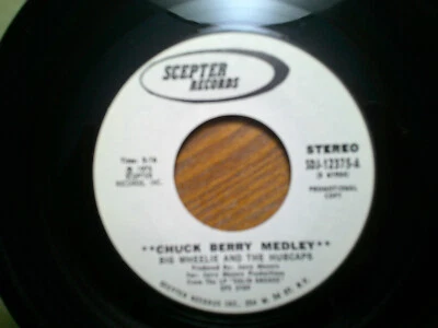 PROMO SCEPTER 45 /BIG WHEELIE AND HUBCAPS/CHUCK BERRY MEDLEY/ELVIS MEDLEY/ EX+ - Image 1 of 2