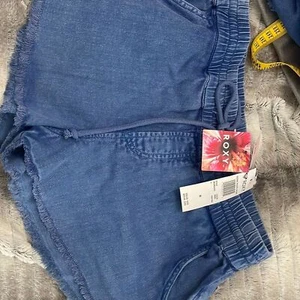 Roxy scenic route Short - NWT size medium - Picture 1 of 9