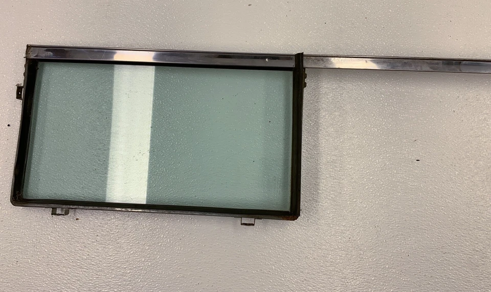 63-91 Jeep GRAND WAGONEER Pasenger Right Rear Door Vent Glass With Frame 4 door - Image 1 of 1