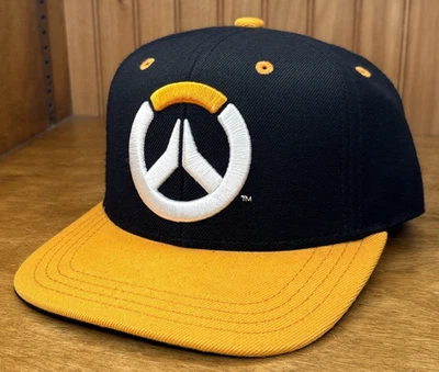 Gorra Overwatch Sonic Snapback de J!nx Jinx Blizzard Entertainment negra amarilla Foto 1 de 4