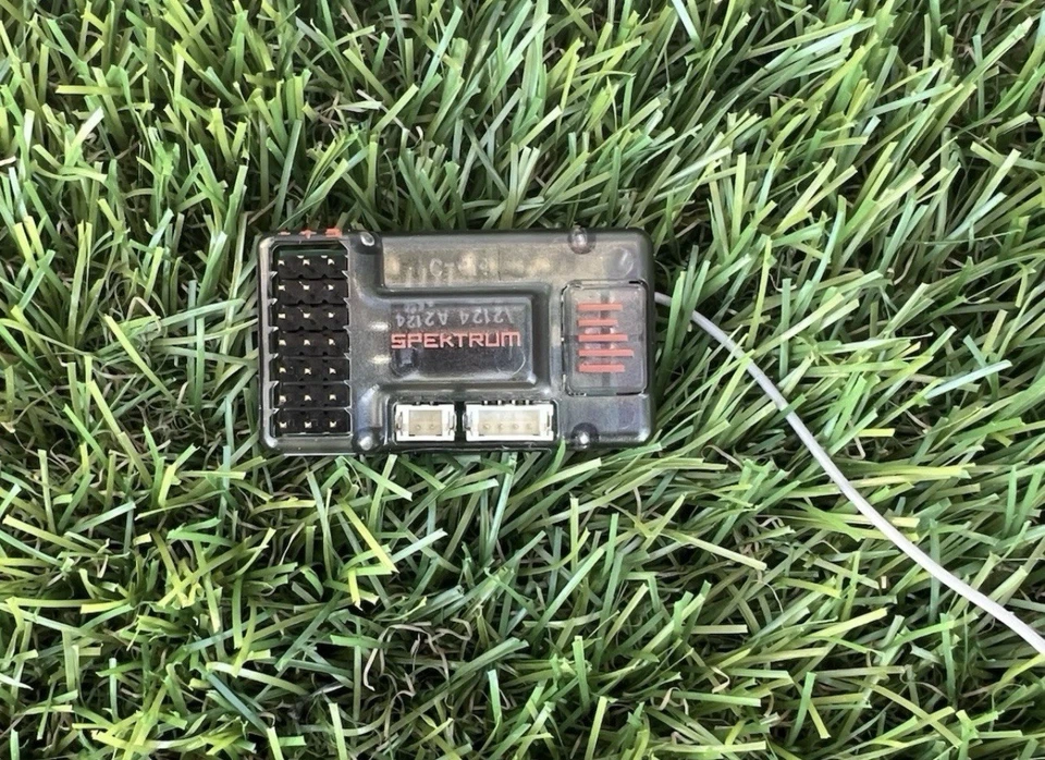 Spektrum SR6110AT DSMR 6-Kanal AVCSurface Empfänger, SPMSR6110AT - Bild 1 von 3