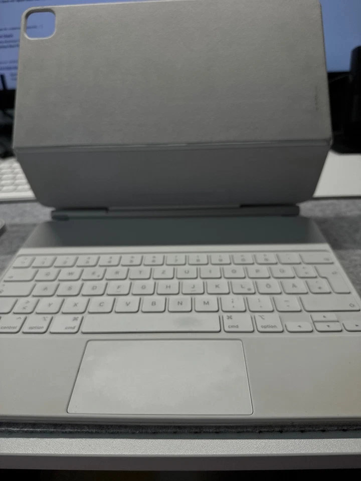 Apple Magic Keyboard  Für das iPad Pro 12.9 256GB 5G 5. Gen., OVP - Bild 1 von 1
