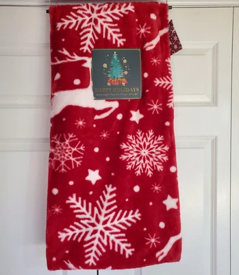 Christmas Red Snowflake Faux Fur Throw Blanket 50”x60” North Pole Throw Co.🎄New - Image 1 of 4