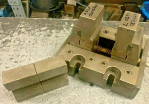 3" SELF CENTRING MACHINE VICE - HEAVY DUTY - 2 SETS OF JAWS - Picture 1 of 9