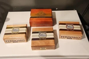 Empty Cigar Boxes Lot of 4 - Perdomo - Picture 1 of 13