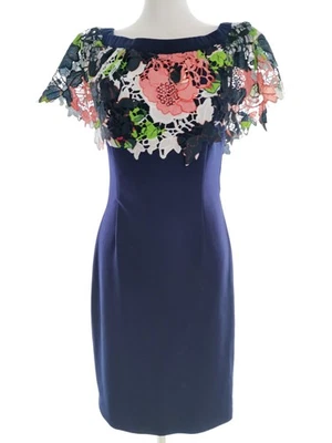 Paper Dolls Bleistiftkleid Gr. 38 Marineblau Spitzenstickerei Kurzer Ärmel Bo... - Bild 1 von 4