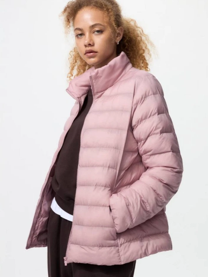 Женская куртка UNIQLO Puff Tech 2025 (розовая, темно-коричневая, фиолетовая) 479751 - Изображение 1 из 1