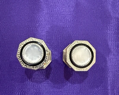 Art Deco Snap-Link Octagonal Silver and Black Enamel Cuff Links, Mother of Pearl - Image 1 of 4