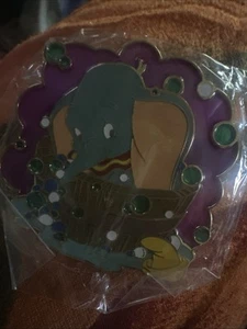 Disney Pin Dumbo Stained Glass Bath Time Fun Bubbles Le 250 2010 Shopping - Picture 1 of 4