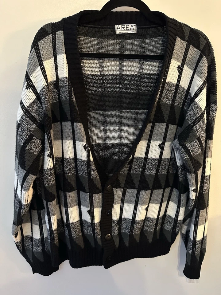 Cárdigan retro vintage Area By Tag Hipster negro acrílico para hombre mediano hecho en EE. UU. Foto 1 de 4