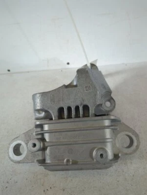 Ford Kuga Mk3 St-line 2019-2023 1497 Engine Mount passenger Side O10 - Image 1 of 4