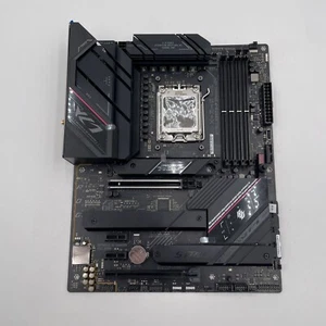 ASUS ROG Strix B650E-F Gaming WiFi AMD AM5 DDR5 ATX Motherboard - READ - Picture 1 of 8