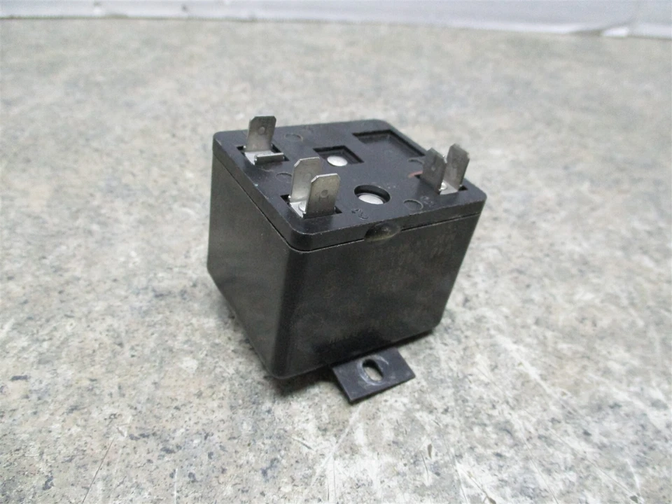 Parte relé máquina de hielo Hoshizaki # 3arr3kc6u5 Foto 1 de 1