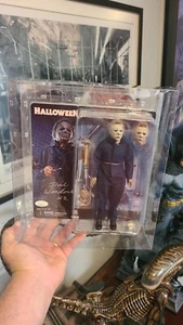 Halloween II NECA Horror Toy Figure Michael Myers Signed by Dick Warlock JSA COA - Picture 1 of 7