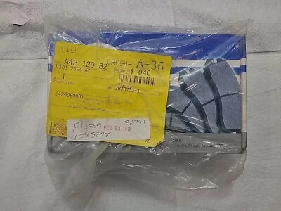 MOPAR V1012364AC Front Disc Brake Pad Kit Fits- Dodge Ram 1500 Ram 2500 Ram 3500 - Image 1 of 3