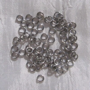 LOT DE 200 ANNEAUX ø5MM X 1MM SOLIDES EN ACIER INOXYDABLE ANTI ALLERGIQUE - IN35 - Picture 1 of 3