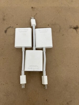 Apple A1307 Mini DisplayPort to VGA Adapter - Image 1 of 4