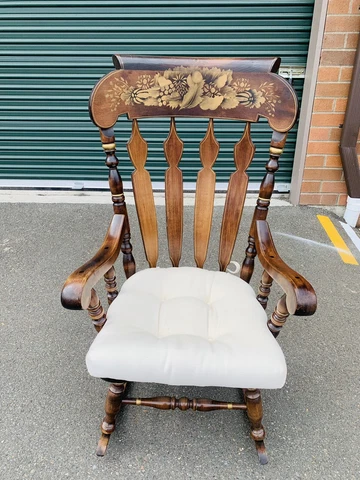 Beautiful Mid Century Ethan Allen Old Tavern Pine Rocker / Rocking Chair Cover