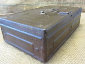 Caja de metal adornada de colección con mango baratija cajas de joyería antigua hierro 10157 - Imagen 1 de 1