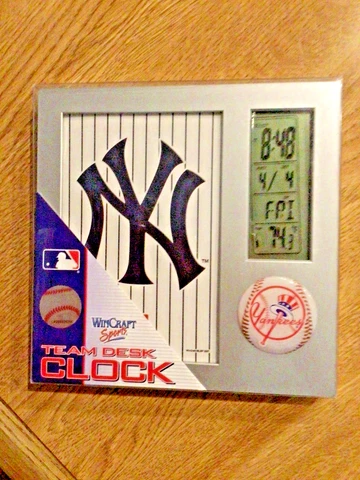 New York Yankees desk clock Cover