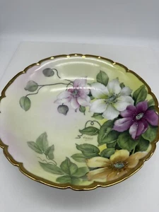 Antique Hand Painted Bavarian Porcelain Bowl with Floral Pattern & Gold Trim - Picture 1 of 12