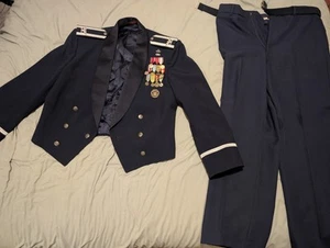 Vietnam Era Air Force Vintage Dress Uniform Captains Jacket 46 w/Medals & Pants - Picture 1 of 8