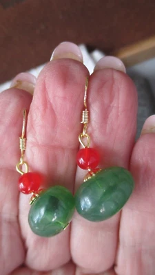 PENDIENTES PERFORADOS COLGANTES/GOTA DE JADE IMITACIÓN MODA DIVERTIDOS Foto 1 de 3