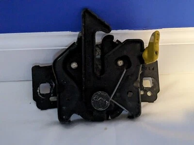 2013-2018 Ford Taurus Hood Lock Latch Actuator BG1A16700 OEM YD200339 - Image 1 of 4
