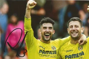 VILLARREAL: ALVARO GONZALEZ FIRMADA 6x4 FOTO DE ACCIÓN + CERTIFICADO DE AUTENTICIDAD - Imagen 1 de 1