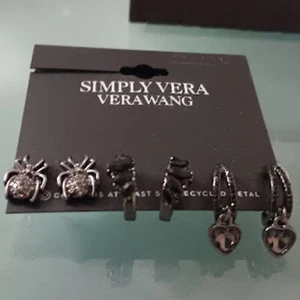 VERA WANG 3pc Goth Halloween Spider Studs/Black Crystal Hoop/Heart Hoop Earrings - Picture 1 of 3