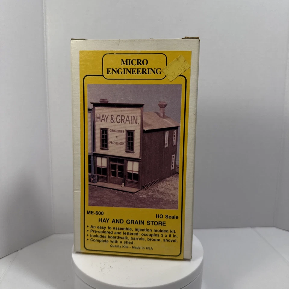 HO Scale ME-600 Micro Engineering Hay and Grain Store KIT    - Image 1 of 2
