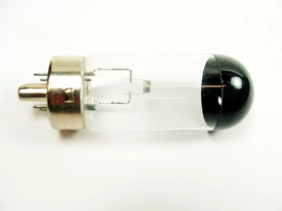 OSRAM 58.8224 | 24V 150W | G17q | NOS | New | $49  | - Image 1 of 1