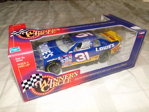 Winner's Circle NASCAR 1999 - Mike Skinner #31 Lowes - coche fundido a presión 1:24 - Imagen 1 de 3