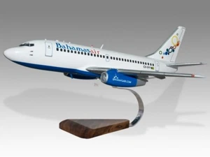Avión de madera de escritorio Boeing 737-200 Bahamasair nuevo modelo pequeña escala 1/100 - Imagen 1 de 13