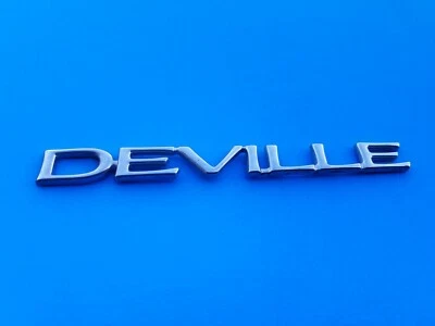 2000-2005 CADILLAC DEVILLE ЗАДНЯЯ КРЫШКА БАГАЖНИКА ЭМБЛЕМА ЗНАЧОК ЛОГОТИП СИМВОЛ Б/У OEM A4 - Изображение 1 из 3
