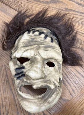 Máscara facial New Line Cinemas Texas Chainsaw Massacre con sensación de cuero 2003 Foto 1 de 4