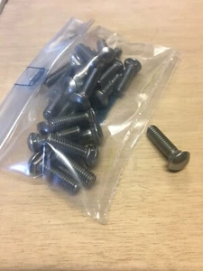 VITE ACCIAIO INOX M6x18 TESTA BOMBATA LISCIA QUADRO SOTTO TESTA 6,6 x 6,6mm 20PZ - Foto 1 di 1