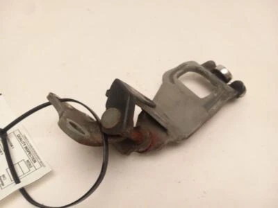 REAR DRIVER DOOR HINGES fits TOYOTA SIENNA 2004 - 2010 OEM - Image 1 of 4