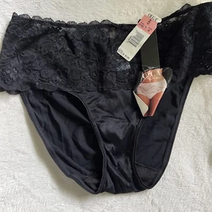 Vintage OLGA Lacy Luxuries Nylon & Lace  Panties Briefs Black Size 8 NWT 90s - Picture 1 of 7