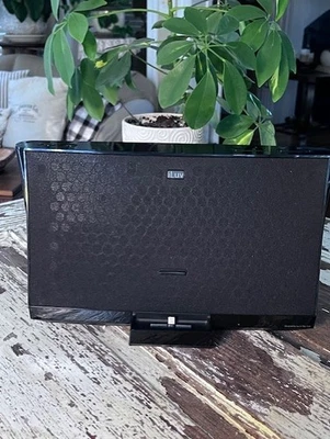 iLuv AUD5ABLK High-Fidelity Speaker Dock + Power Adapter – Lightning / Aux Ready - Image 1 of 4