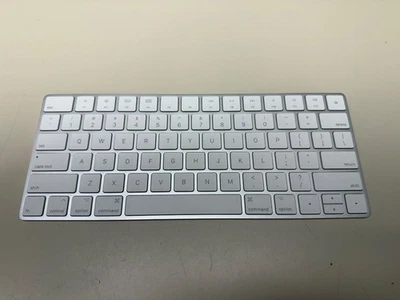 APPLE MAGIC KEYBOARD A1644 WIRELESS BLUETOOTH WORKING - Image 1 of 3